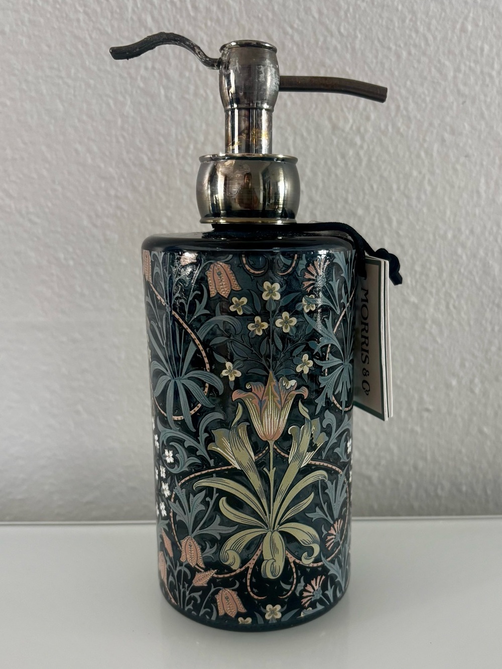 New Morris & Co Sage And Sea Salt Flower Soap Dispenser New With Tags 16oz